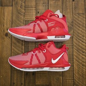 *NEW* Nike Lebron Witness 7 Size 14